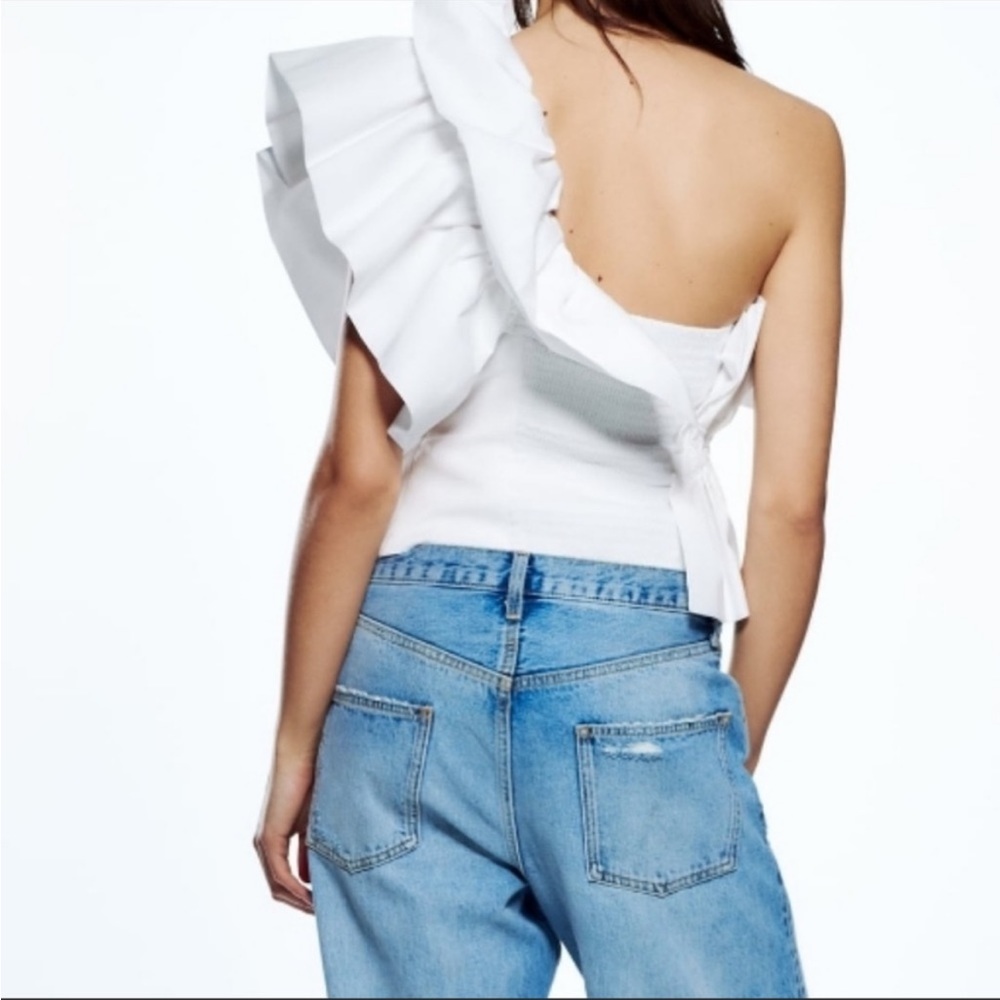 Zara White Poplin Top With Ruffles - Picture 10 of 11